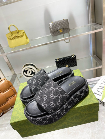 ua G*u*i gg platform slide sandal