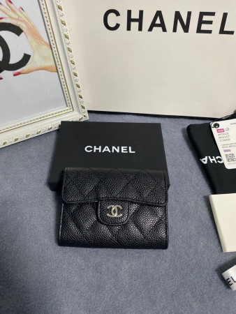 Ch*el flap wallet 12 x 8.5cm