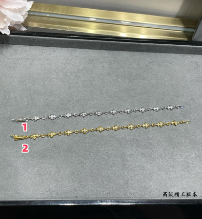 Ch**me He**ts cross bracelet