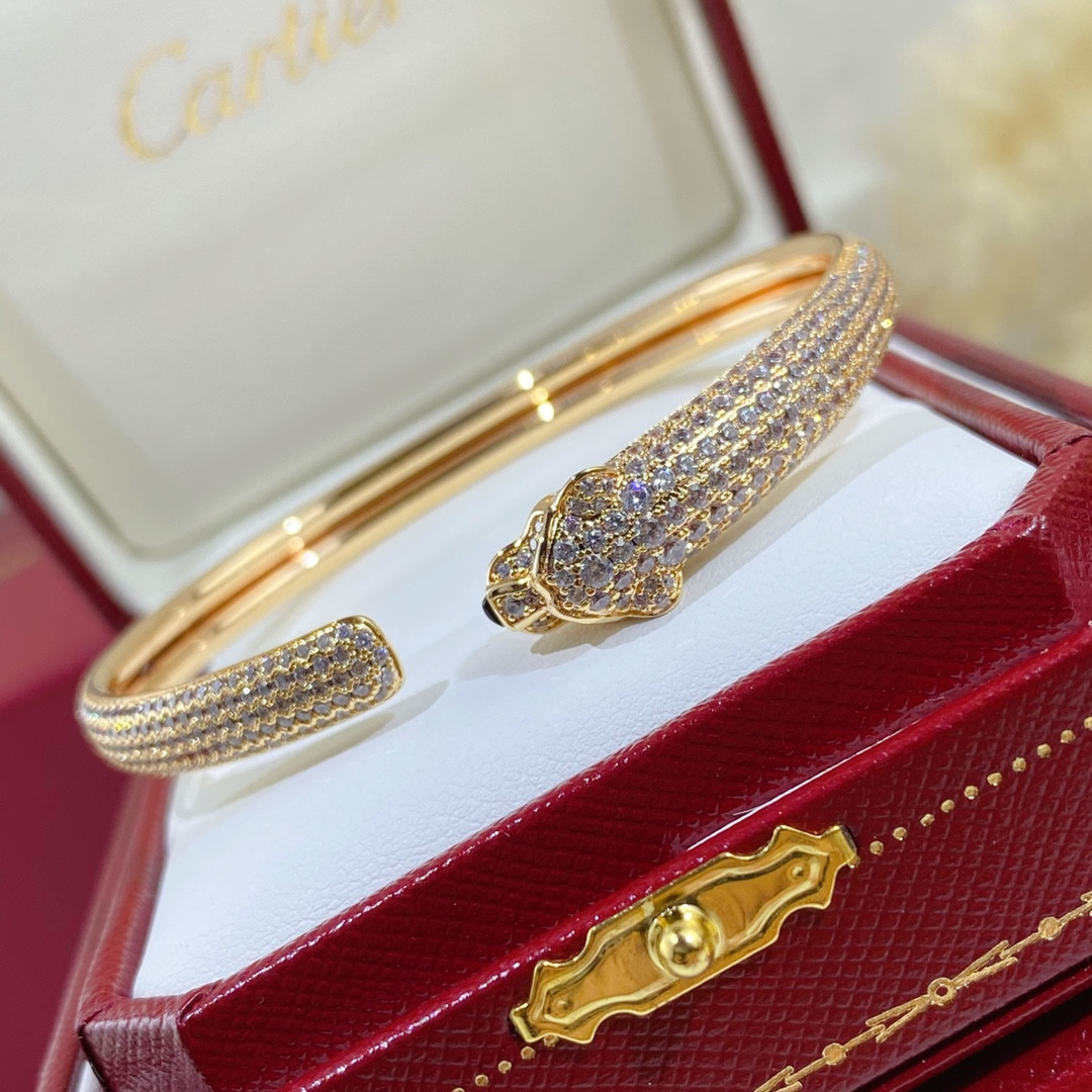 ca*t*er hand-set Di*m*nd thin half Di*m*nd leopard bracelet