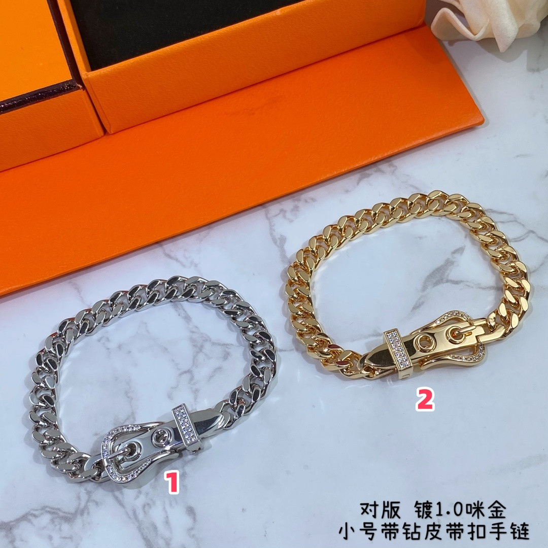 H**me5 small di*m*nd-encrusted belt bracelet