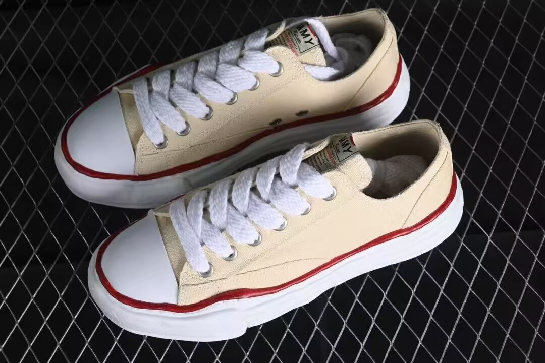 ua Ma*s*n mihara yasuhiro peterson low canvas natural