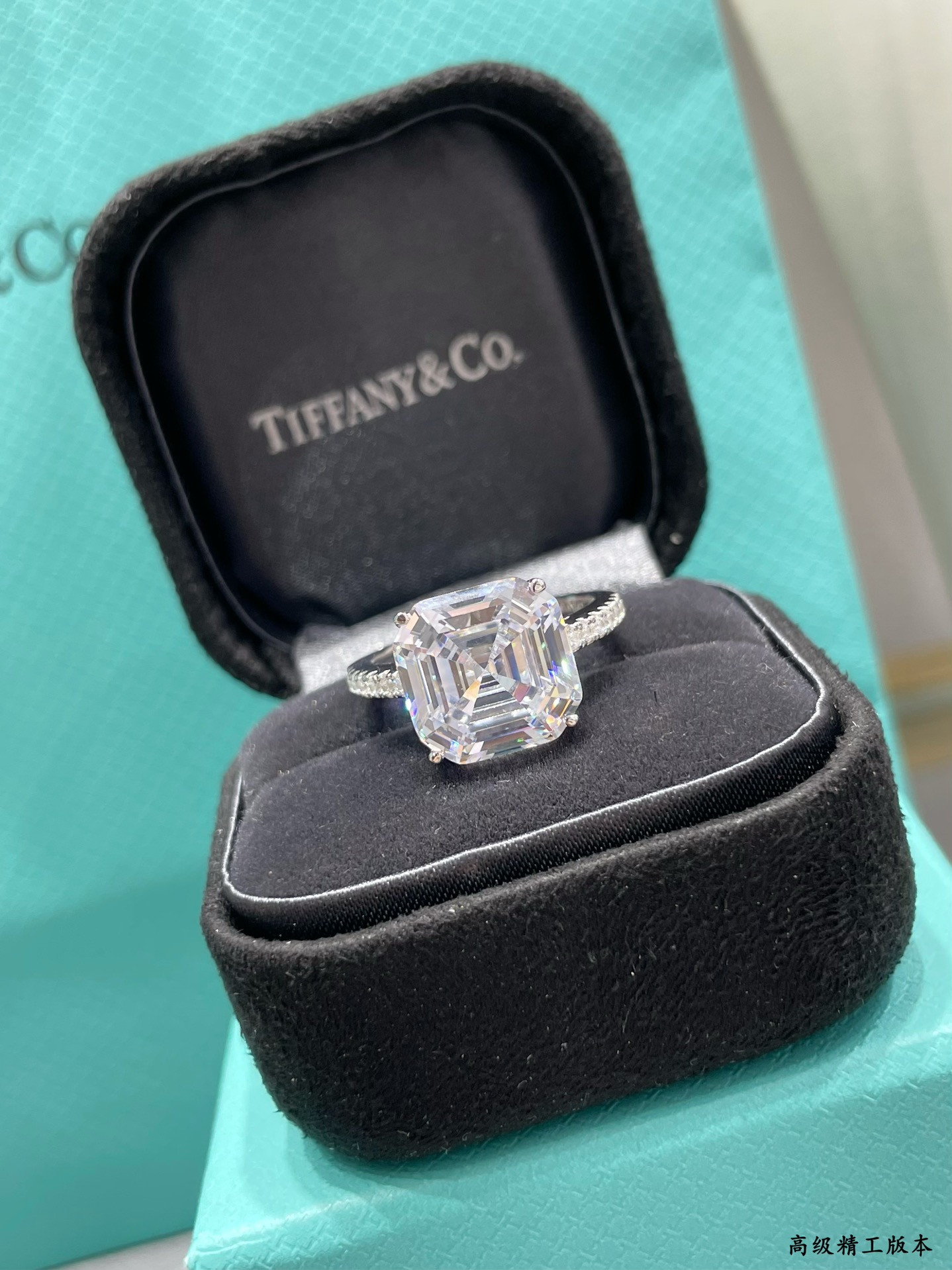 t*f*ny & co. solitaire Di*m*nd ring ag925