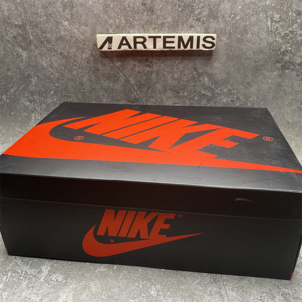 Jordan 1 Low