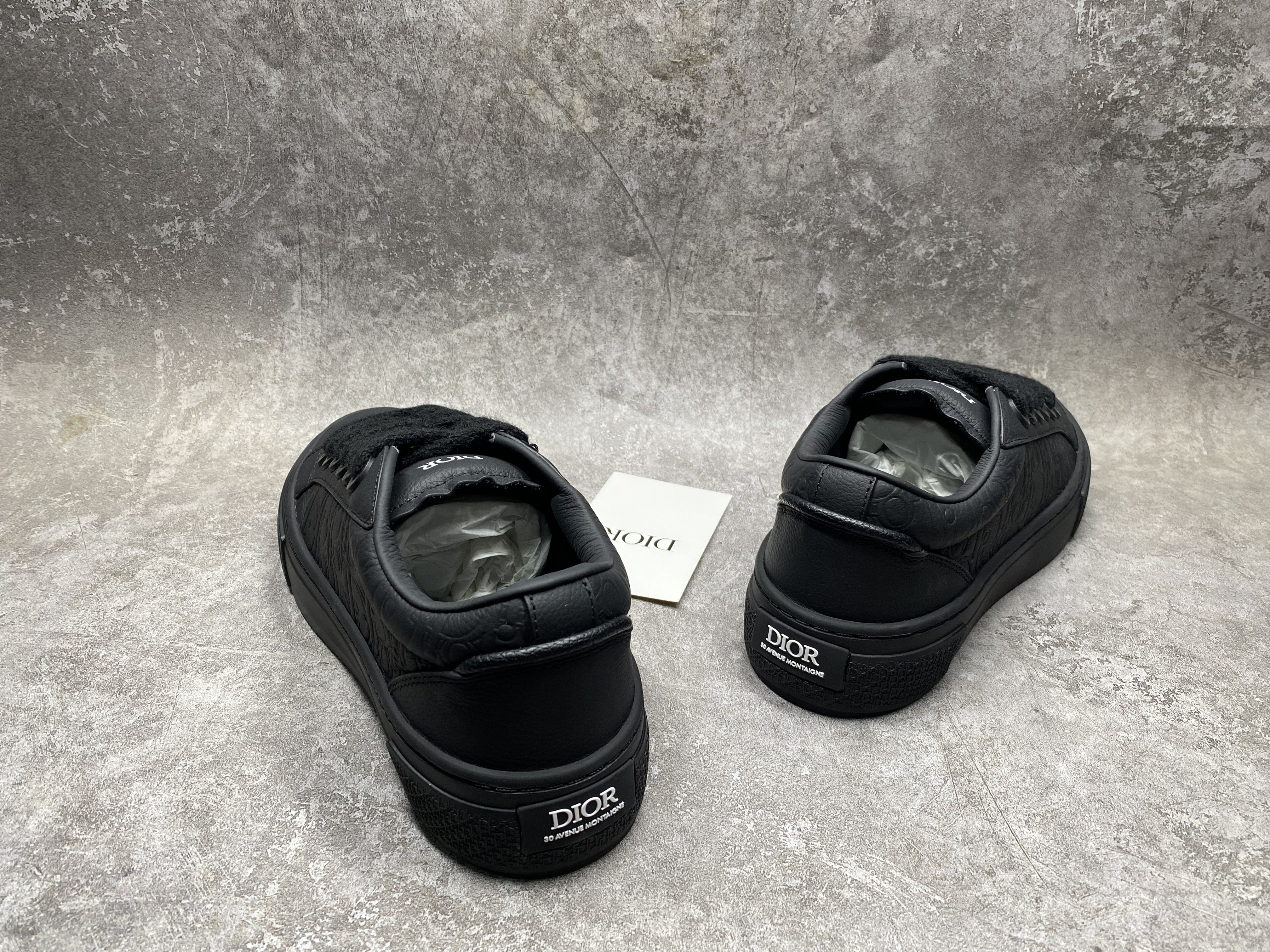ua D*or b33 sneaker