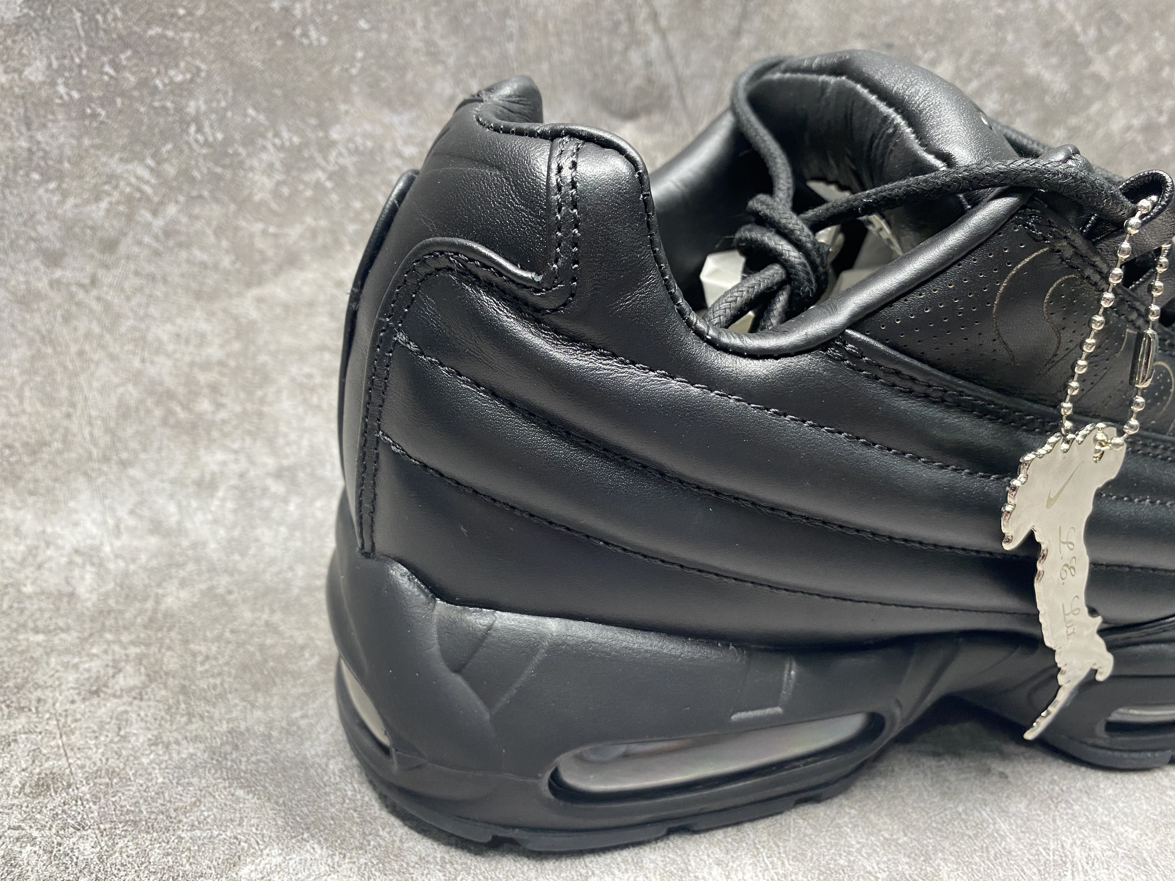 UA Nike Air Max 95