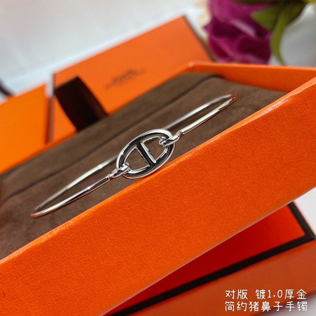 H**me5 thin tube pig nose bracelet