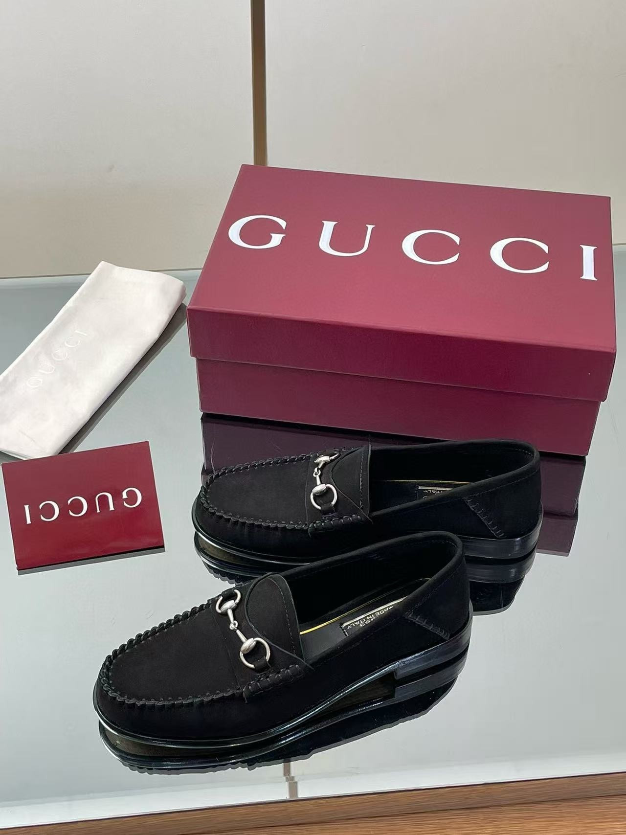ua G*u*i gigi loafer