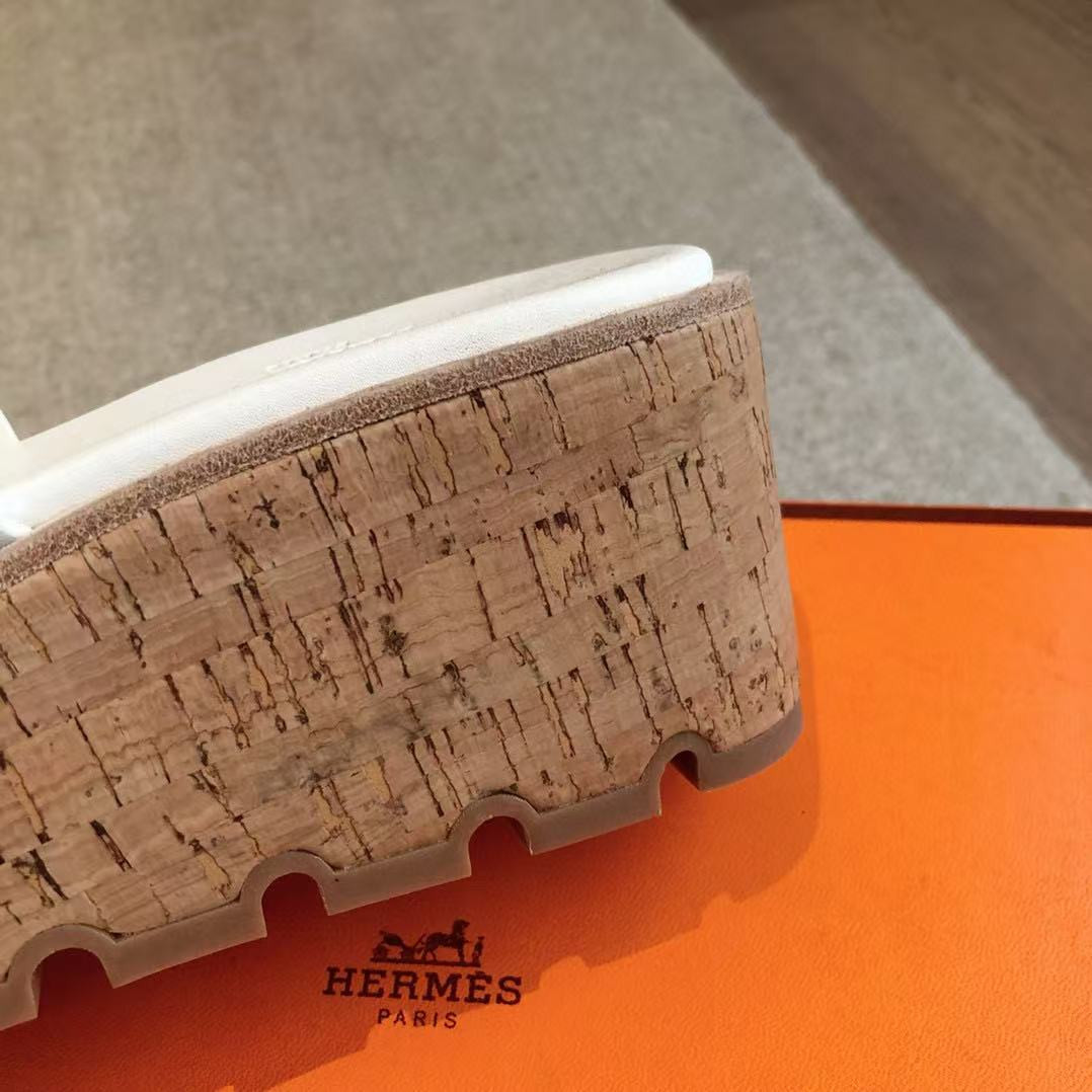 ua H**mes eze 30 sandal