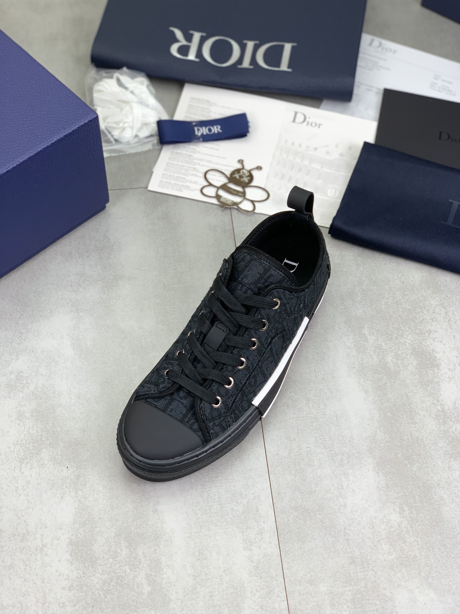 ua D*or b23 league low-top sneaker