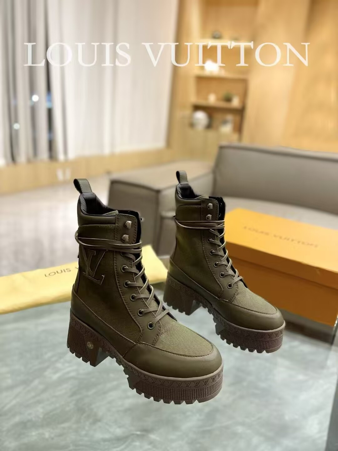 UA LV Laureate Platform Desert Boot