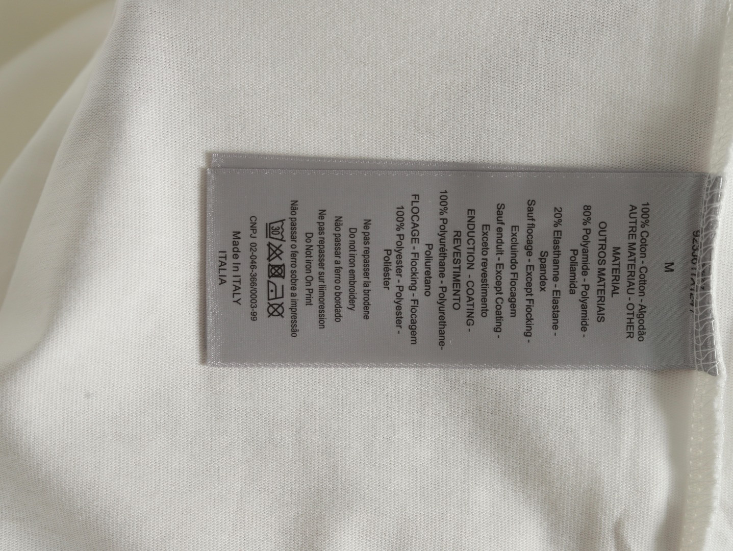 D*or short-sleeved t-shirt
