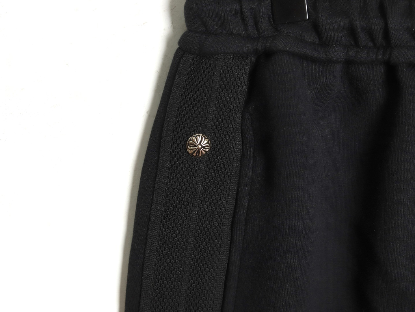 Ch**me He**ts ch shorts