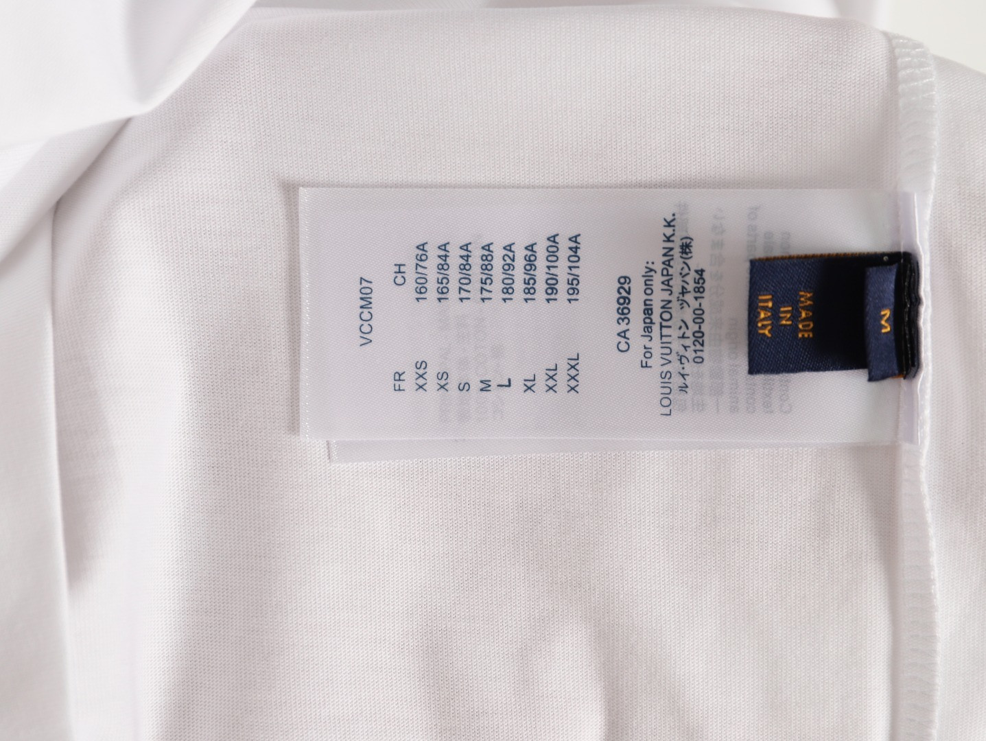 l0*is V*t0n long-sleeved t-shirt