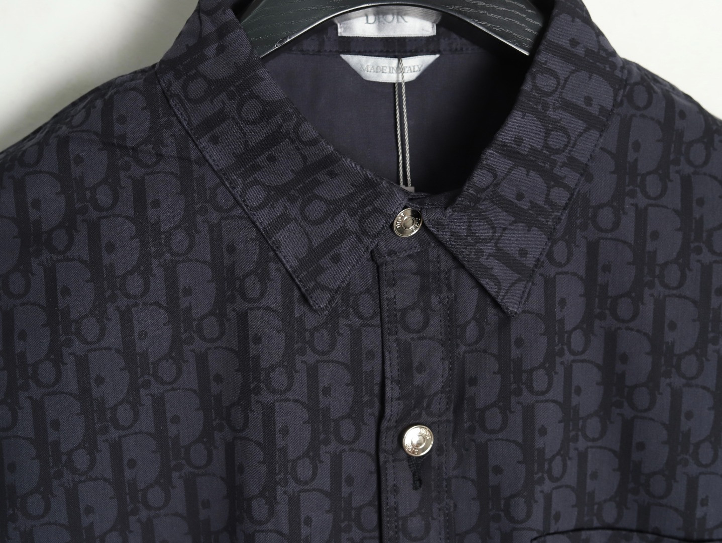 D*or short-sleeved shirts