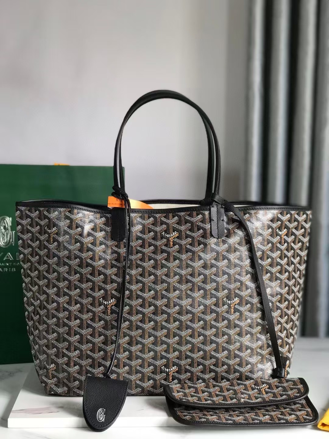 Go*ard saint l0*is gm bag 34 cm x 20 cm x 40 cm