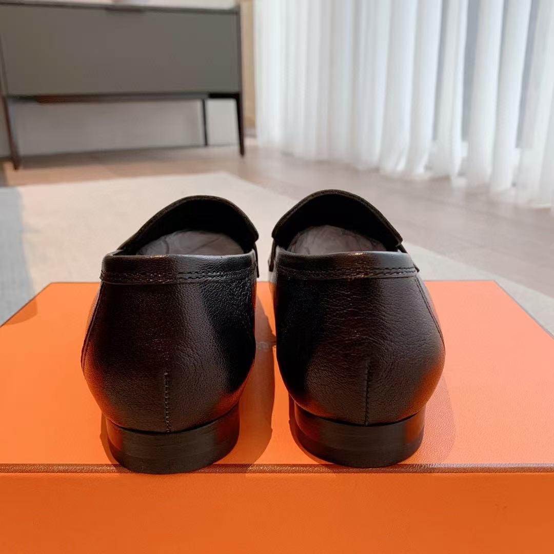 ua H**me5 paris loafer