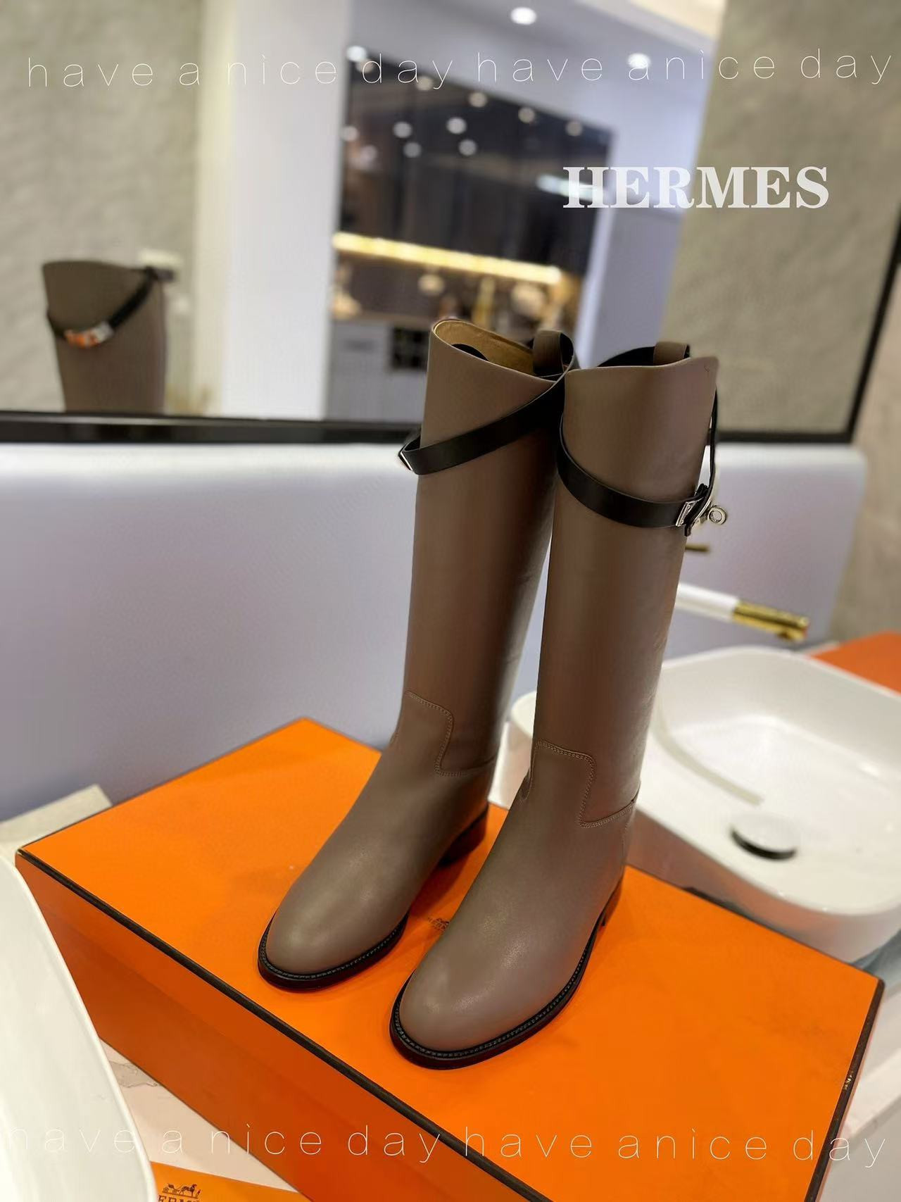 ua H**me5 jumping boots