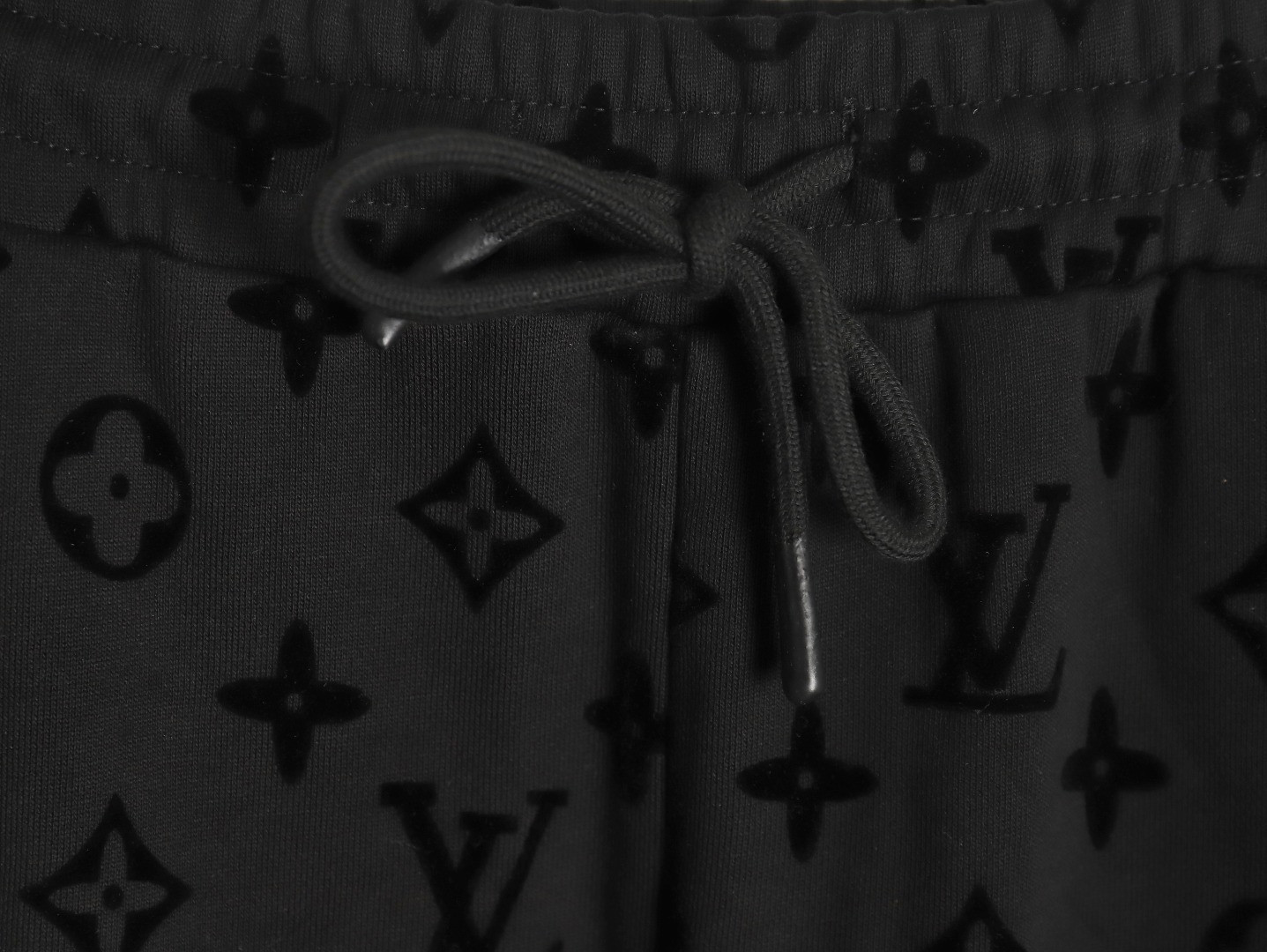 l0*is V*t0n lv 24fw pants