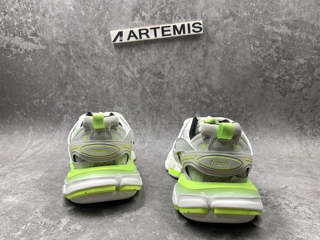 Balenciga Track Worn Out Sneakers