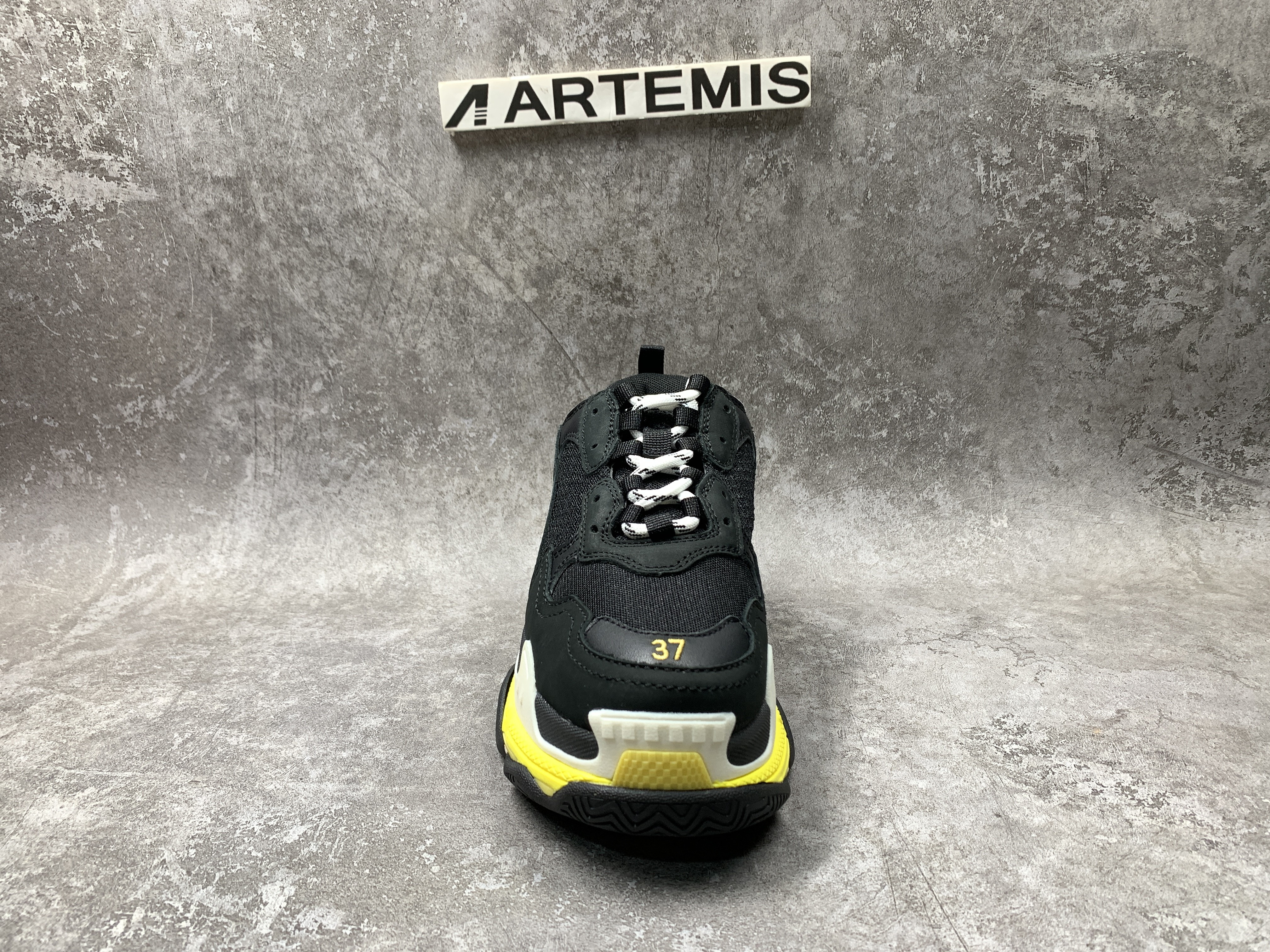 Balenciga Triple S Sneaker Black Yellow
