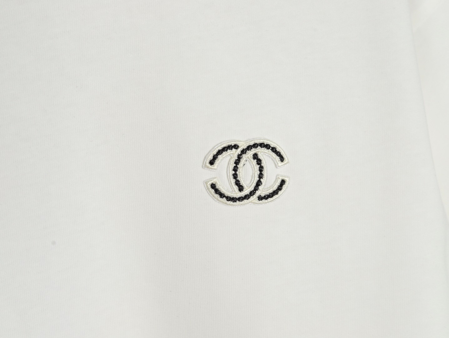 Ch*el 25ss short-sleeved t-shirt