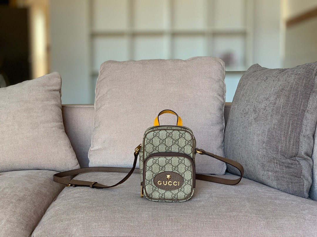 G*u*i gg handbag