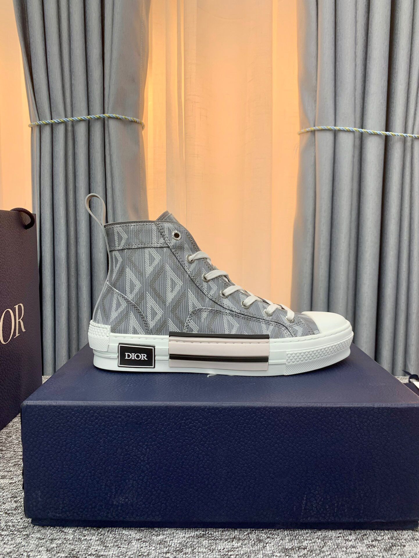 d*or b23 high top gray cd Di*m*nd