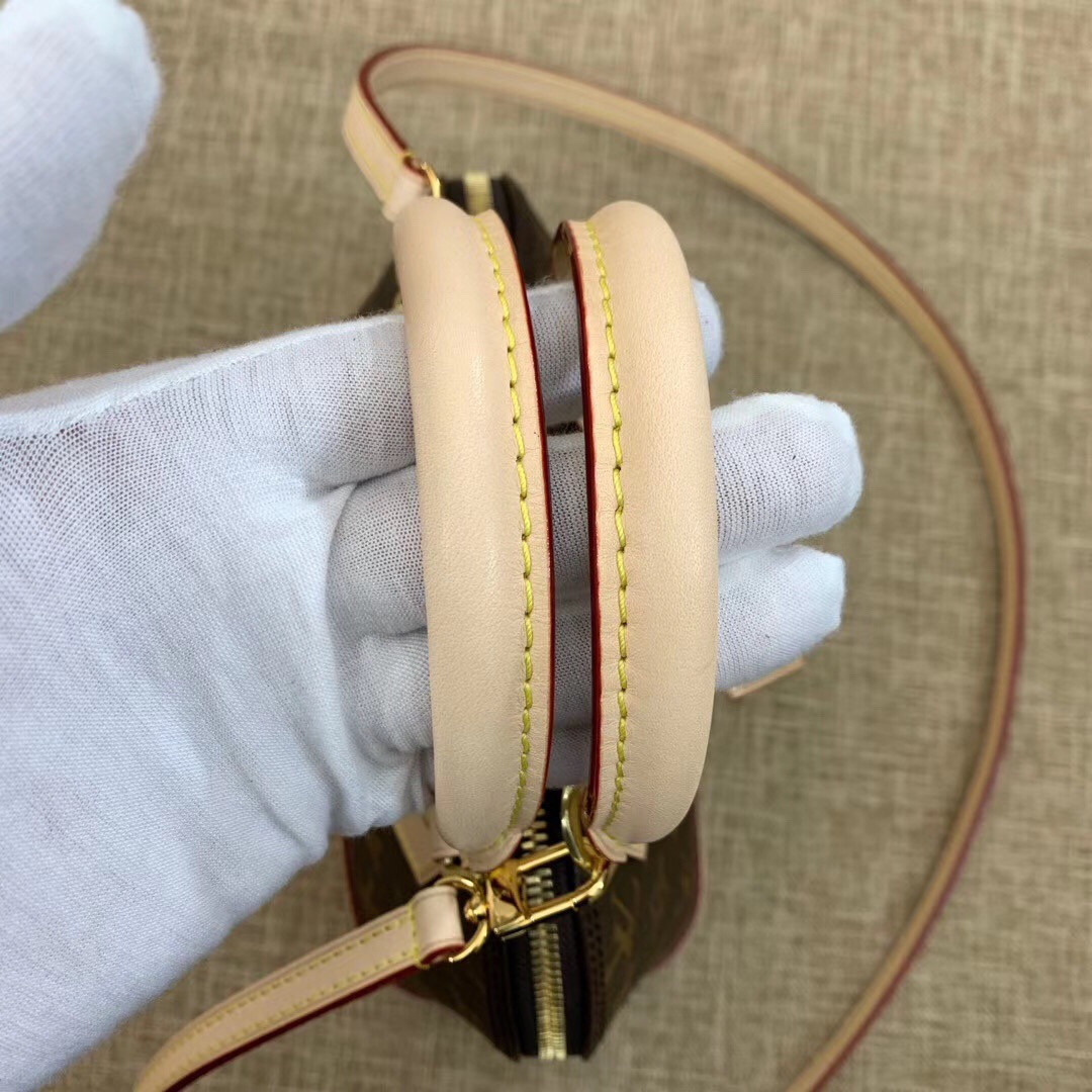 LV ALMA BB M53152