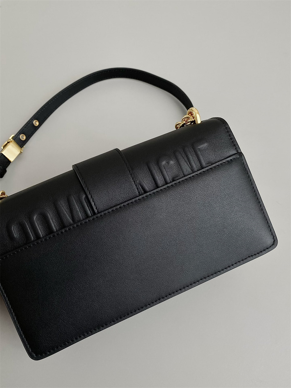 D*or 30 montaigne east-west bag with chain 21 x 12 x 6 cm / 8.5 x 4.5 x 2.5 inches