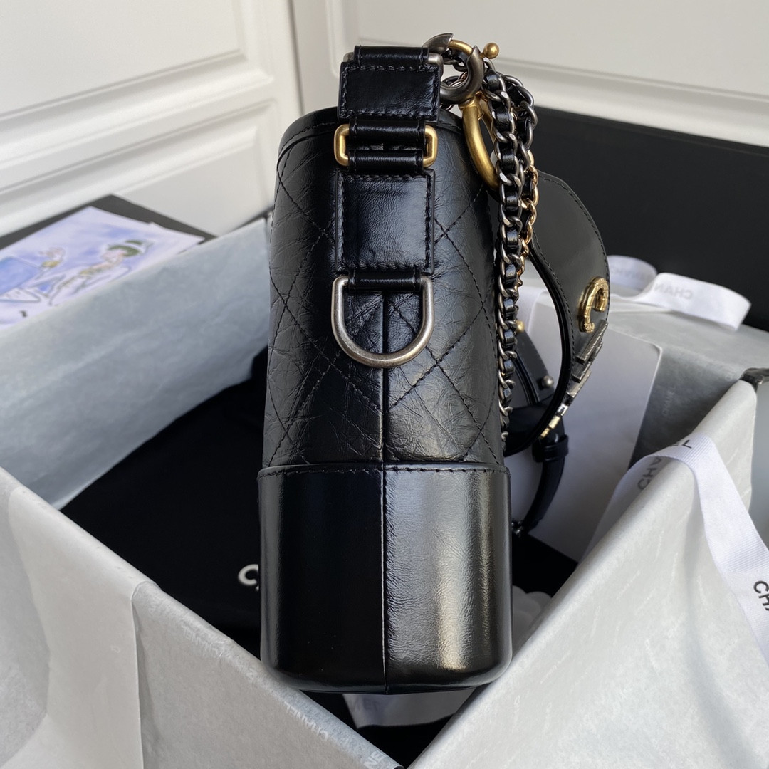 Ch*el  gabrielle small black with shoulder strap letters 20 x 15 x 8cm