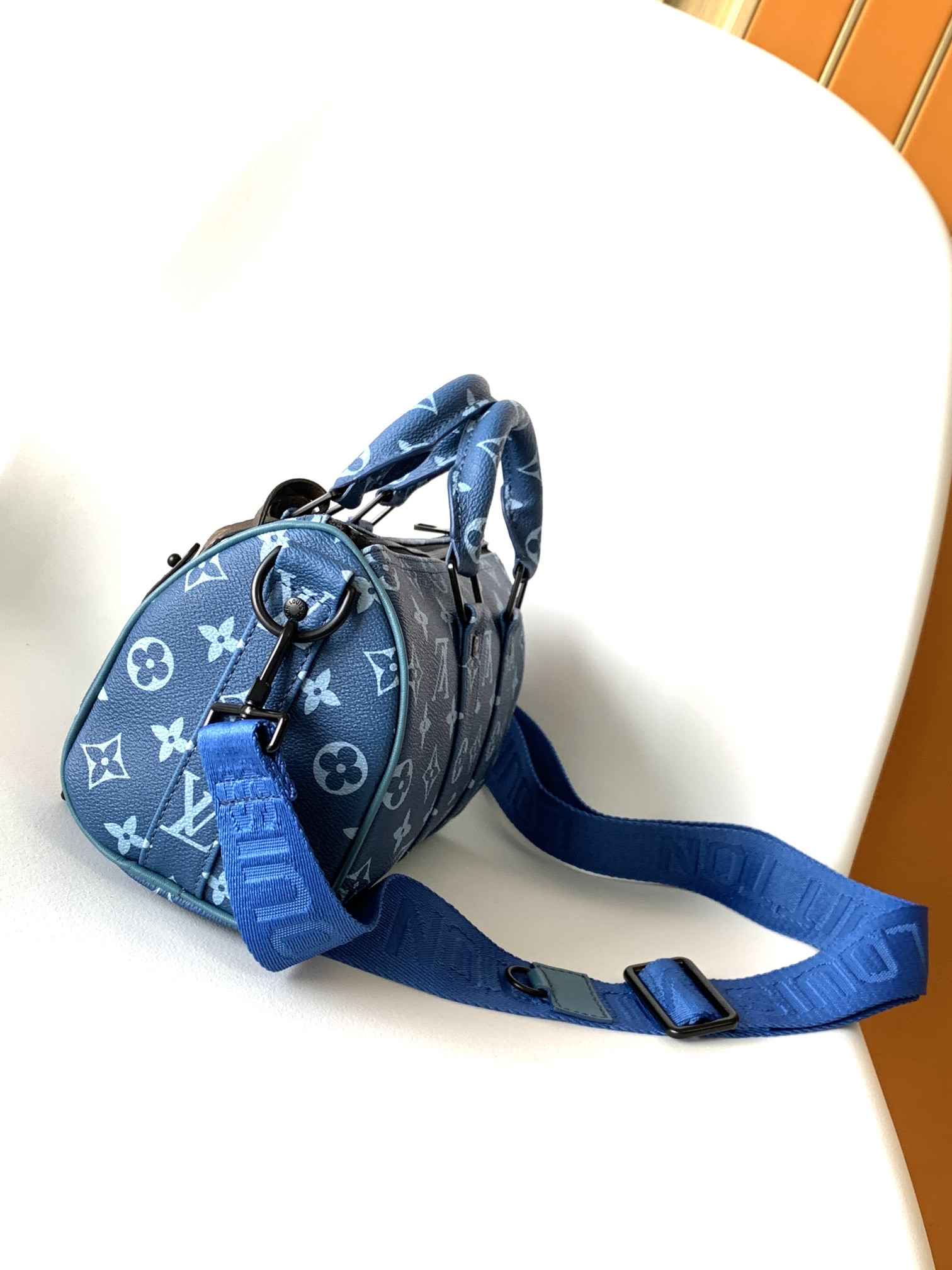 l0*is V*t0n keepall bandoulière 25 m46803 9.8 x 5.9 x 4.3 inches
