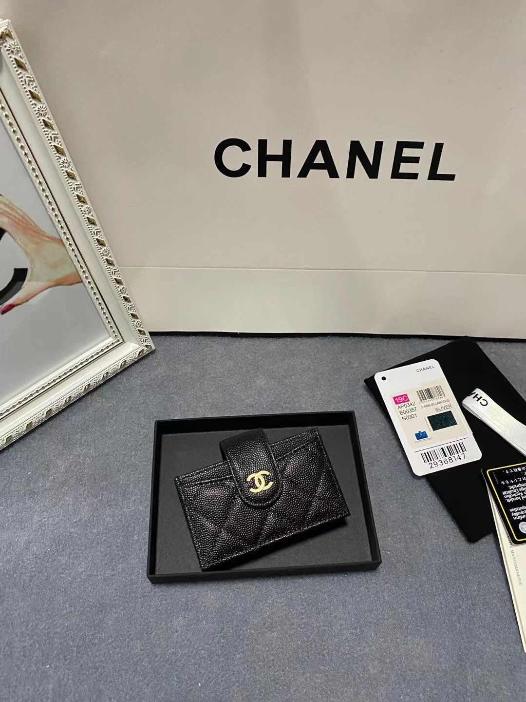 Ch*el card holder 10.4×7×2cm