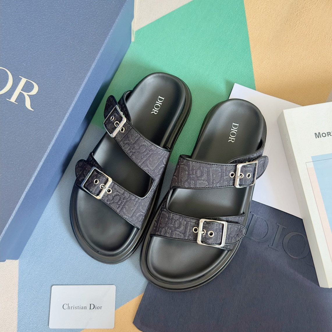 ua D*or aqua sandal