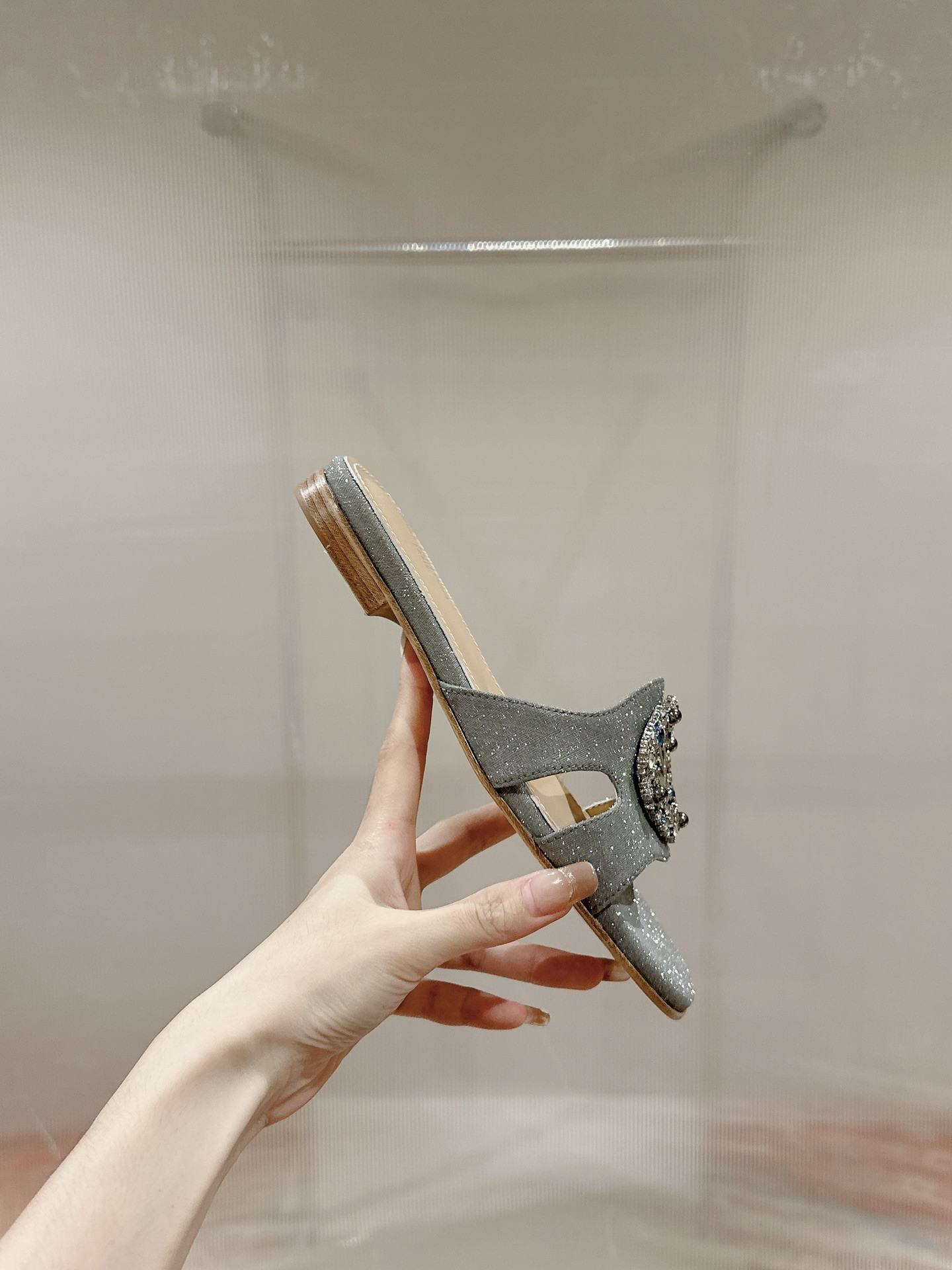 UA LV Flat Mule