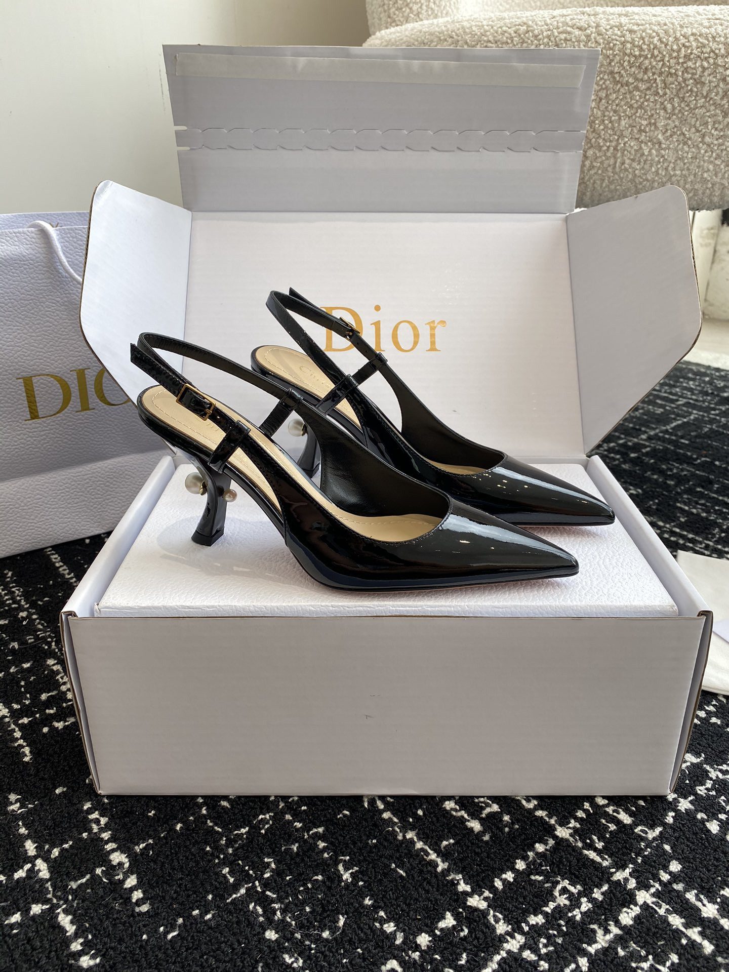 ua D*or tribales slingback pump