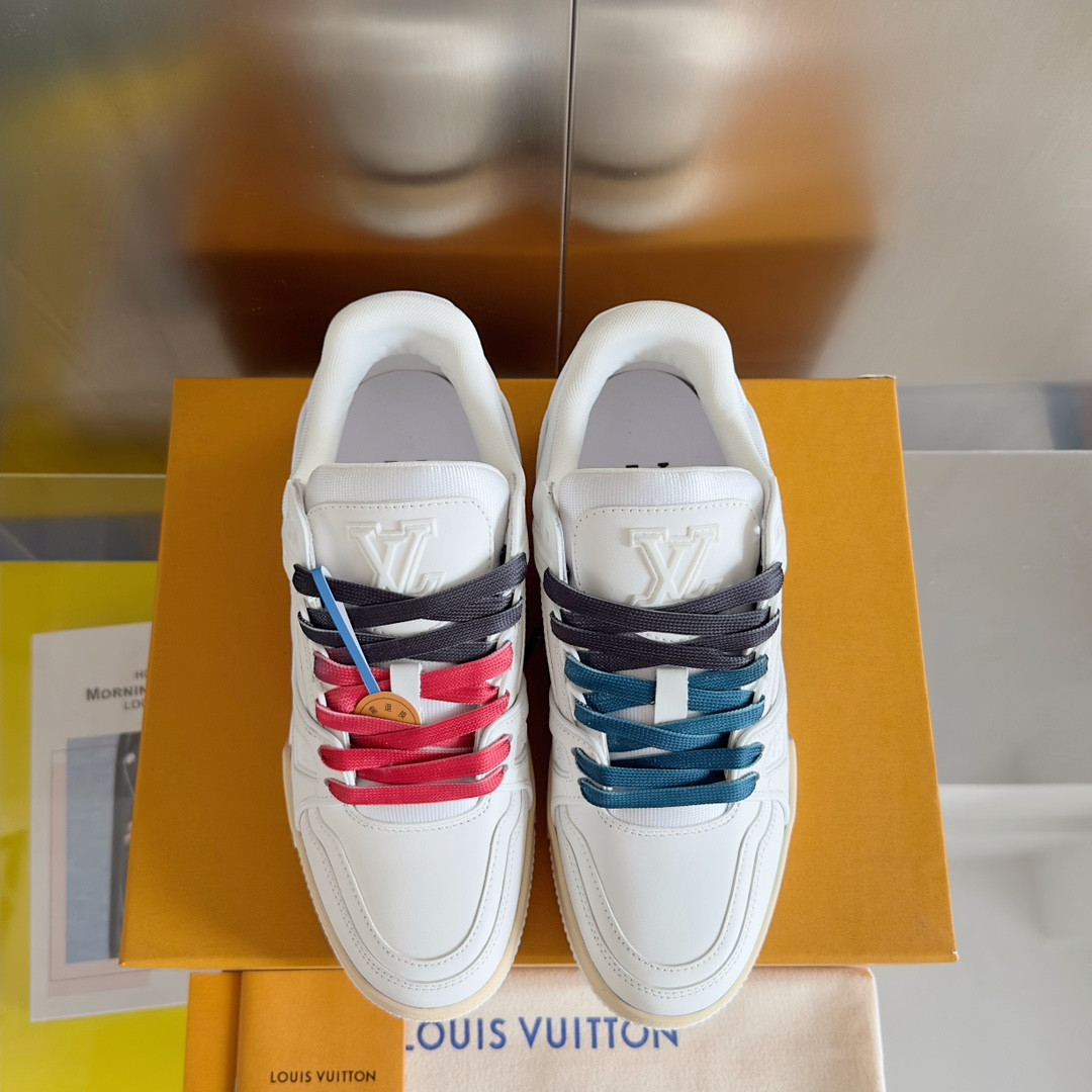 UA LV Trainer Sneaker