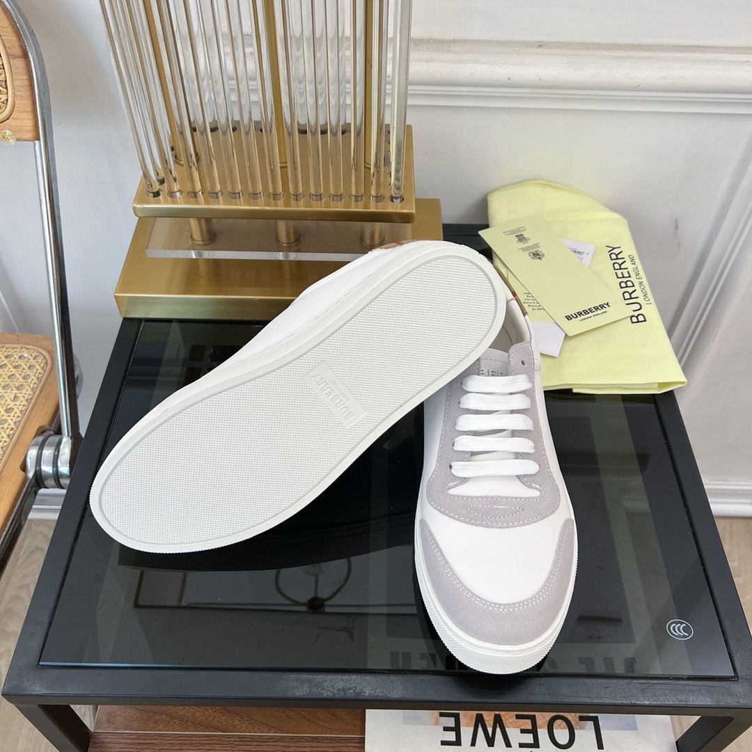 ua B**rry sneakers