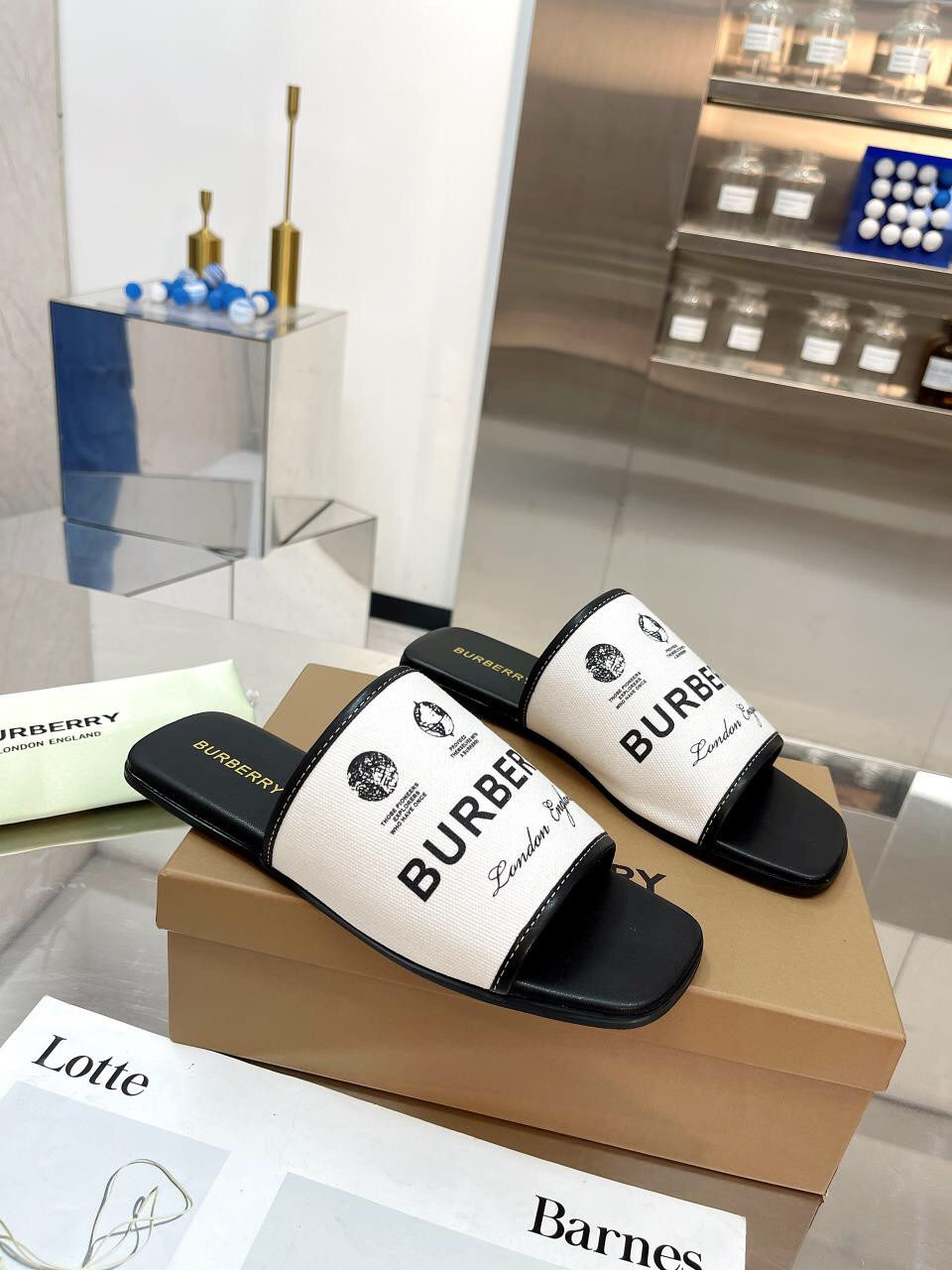 ua B**rry slides