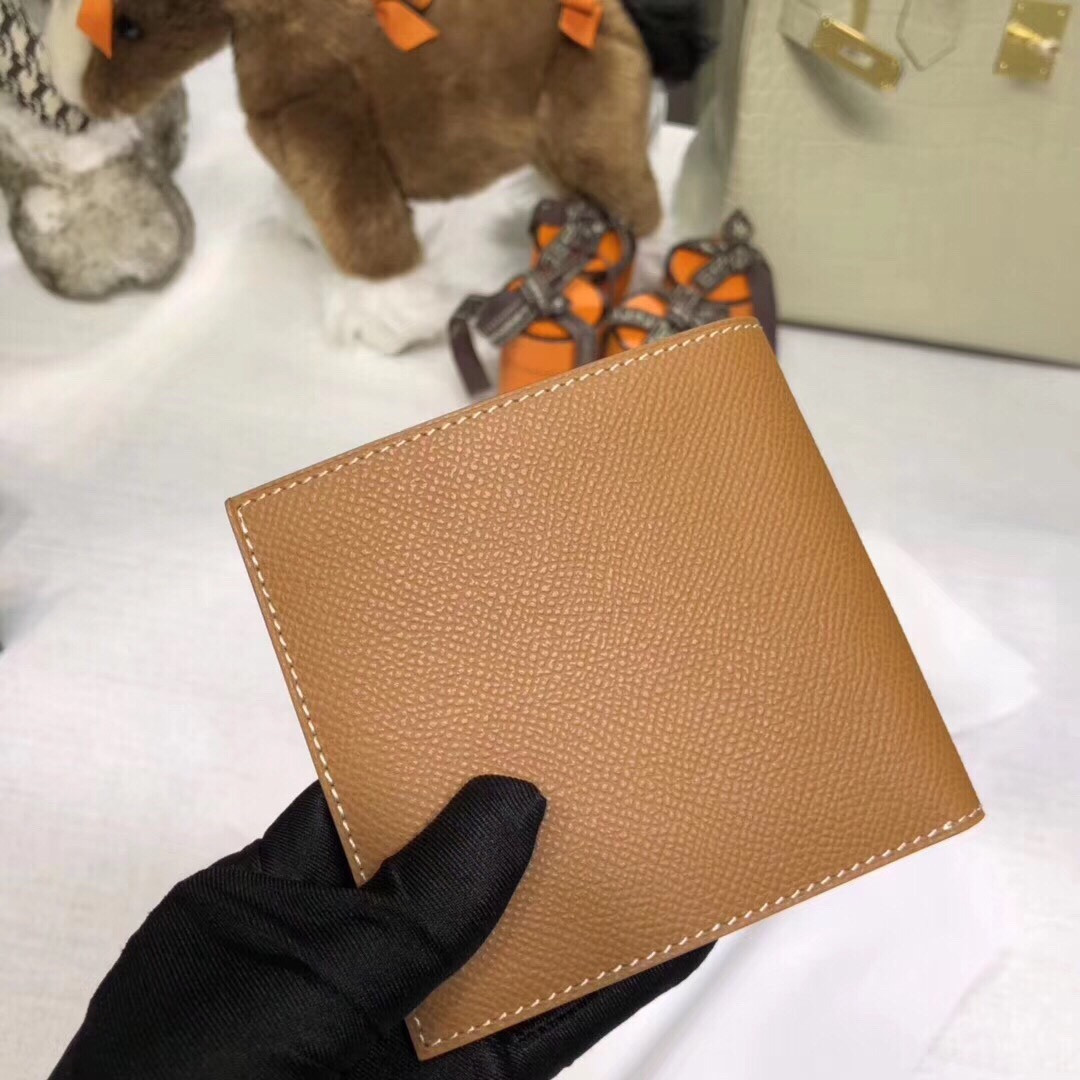 H**me5  poker compact wallet