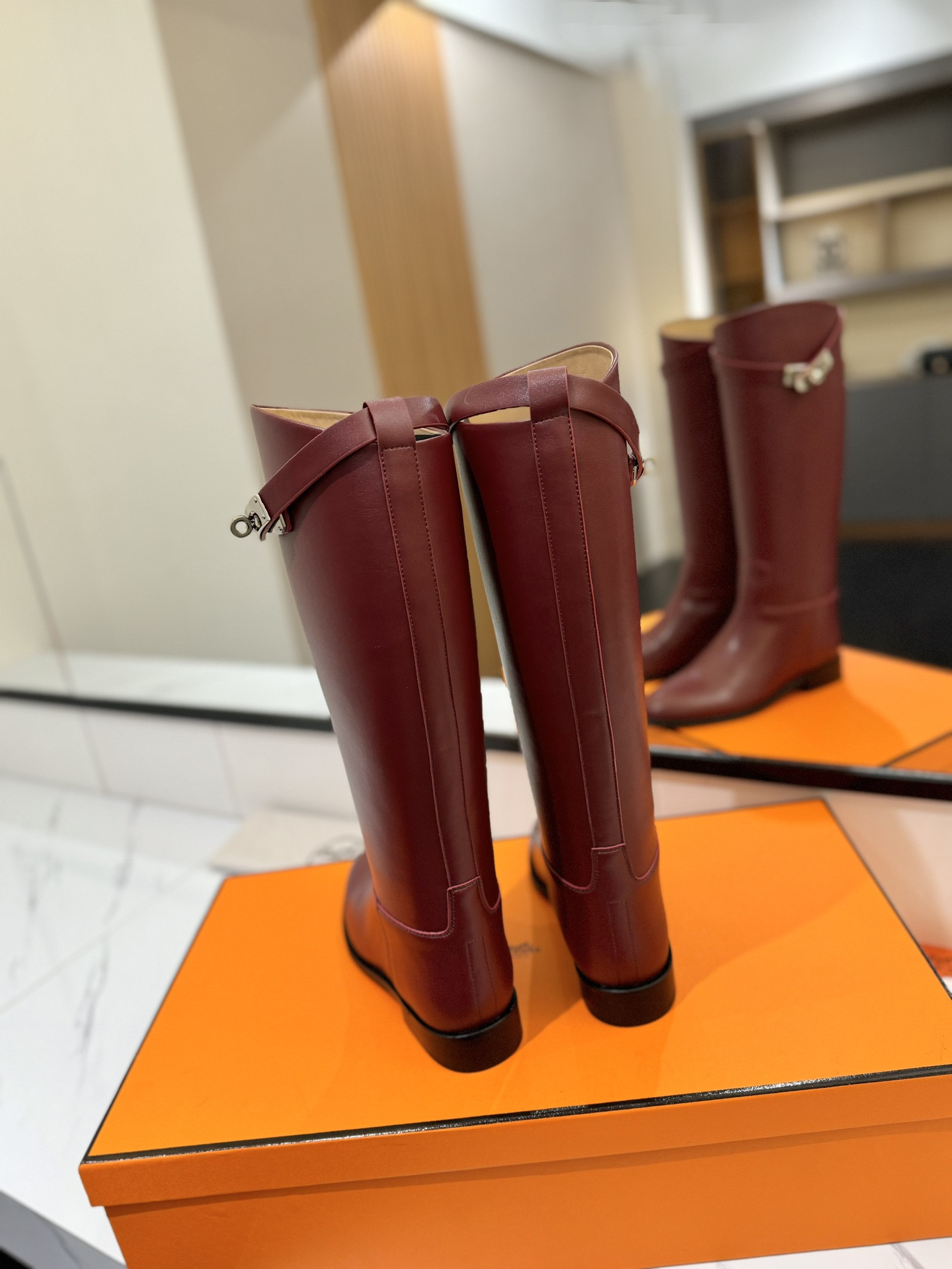 ua H**me5 jumping boots