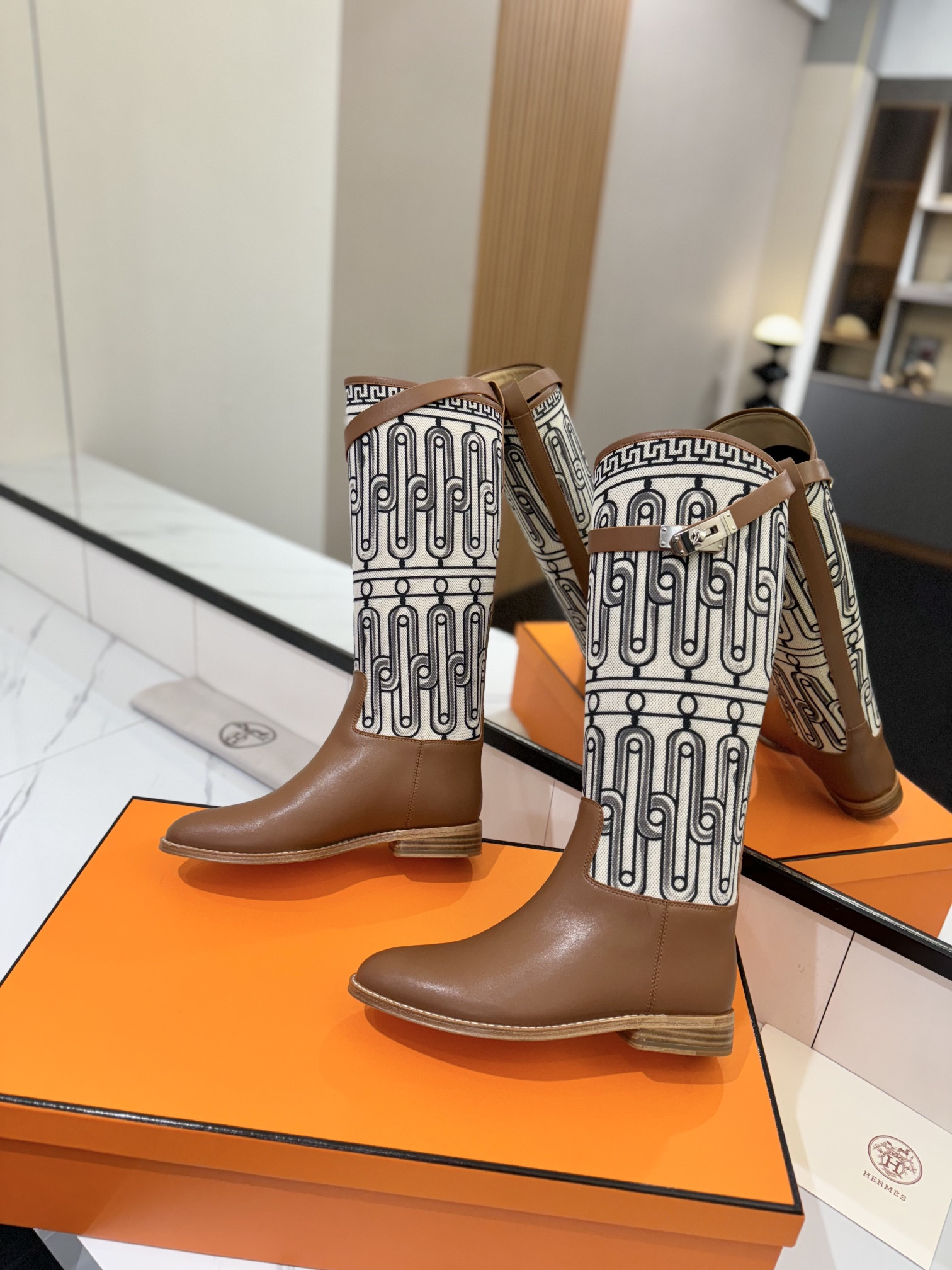 ua H**me5 jumping boots