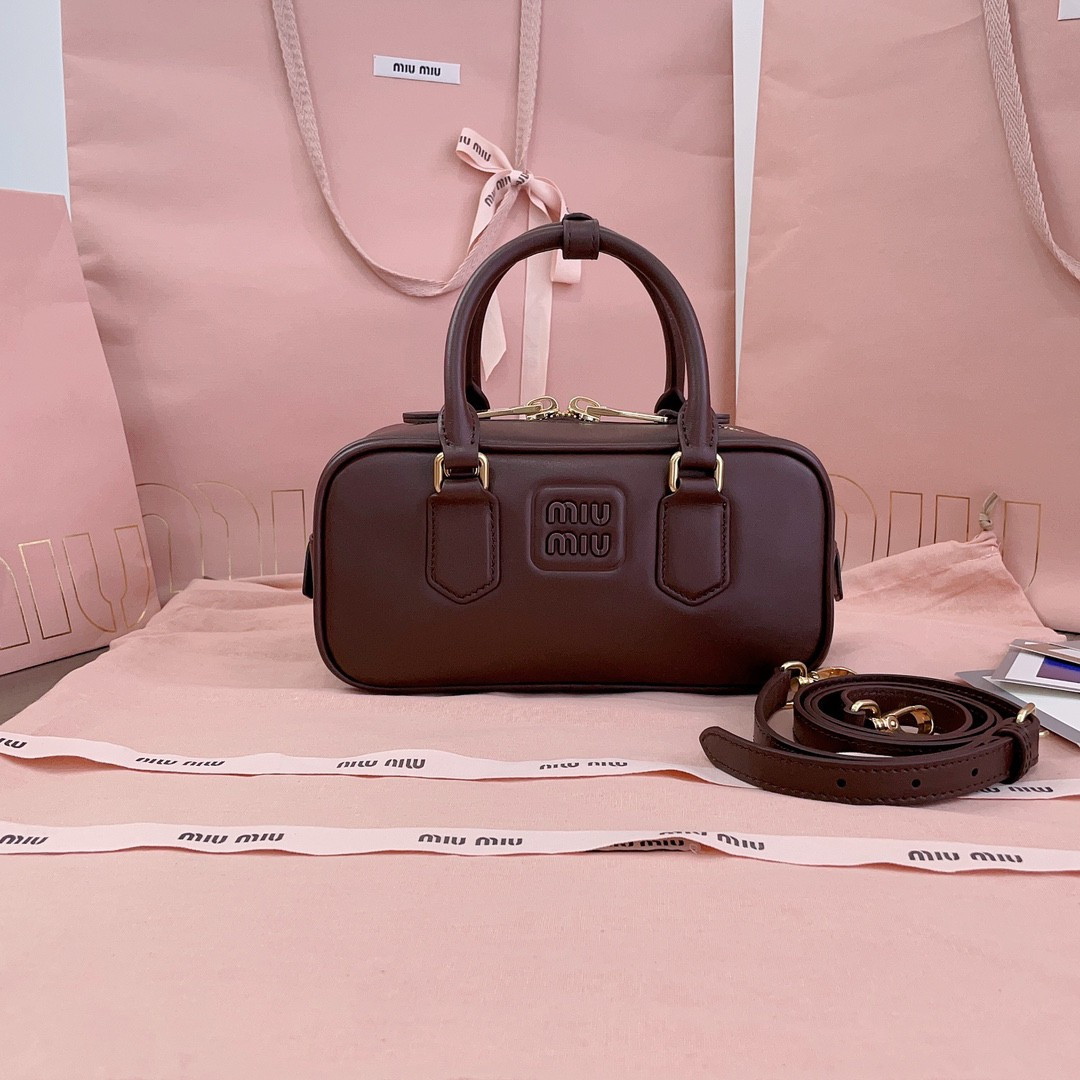Miu Miu Arcadie leather bag 10.5x22x7.5cm