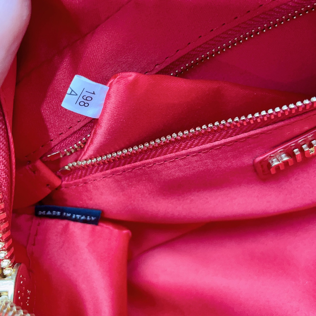 Miu Miu Arcadie matelassé nappa leather bag 22X10.5X7.5cm