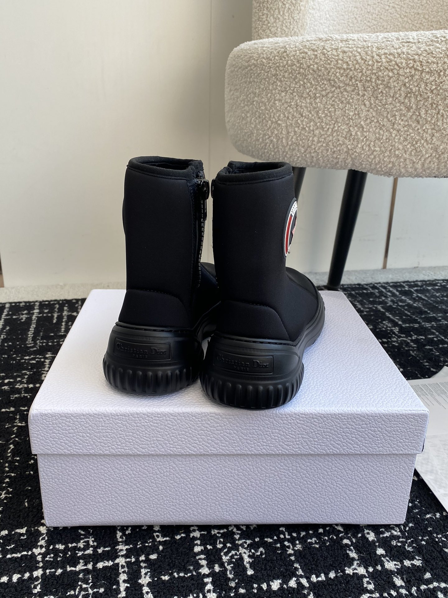 ua D*or boot