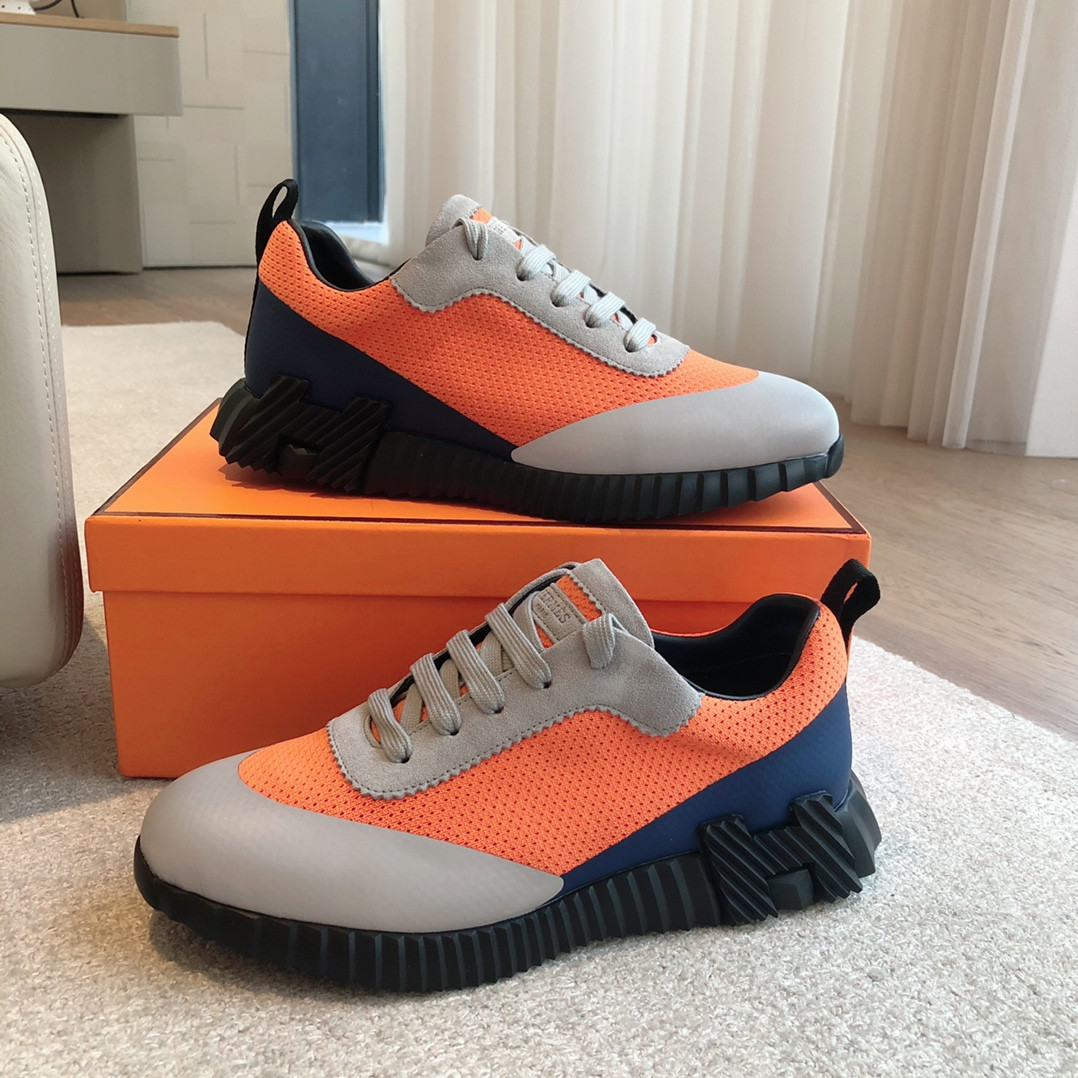 ua H**me5 bouncing sneaker