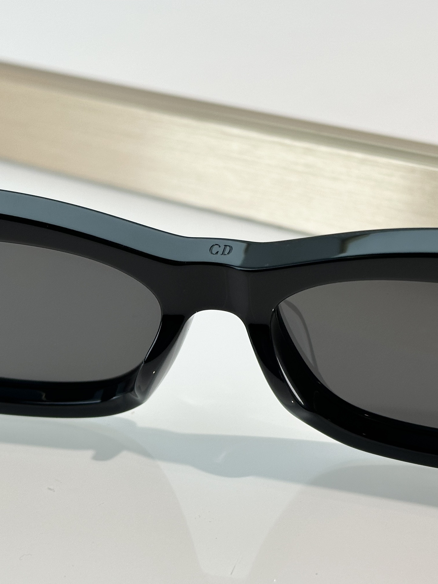 D*or glasses s1f 56-17-140
