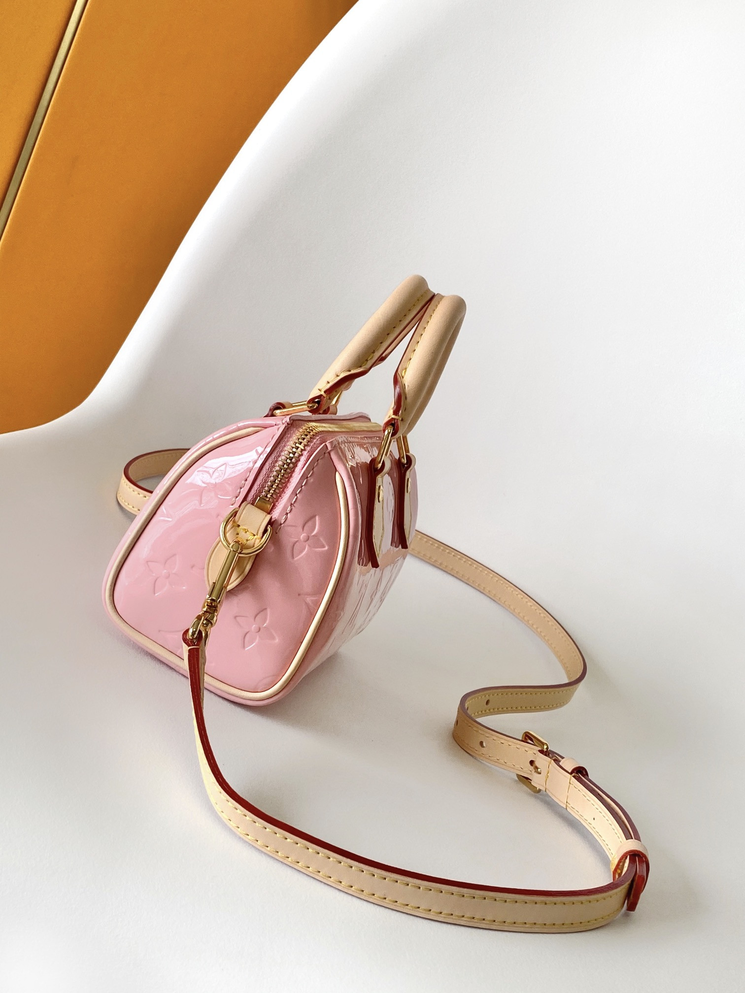 LV Nano Speedy M81879 16x10x7.5cm