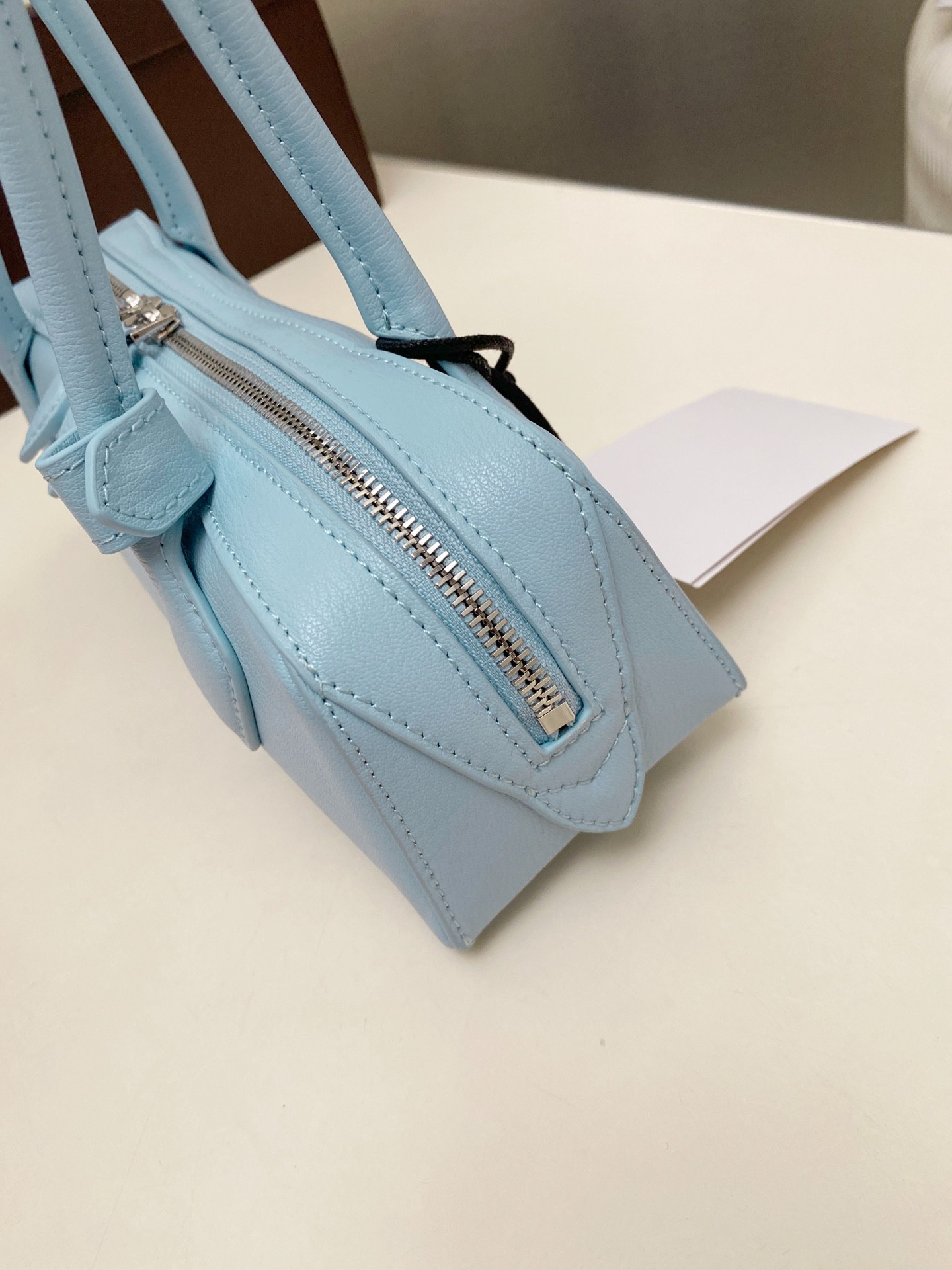 ALAÏA LE TECKEL SMALL BAG 27x9x8cm