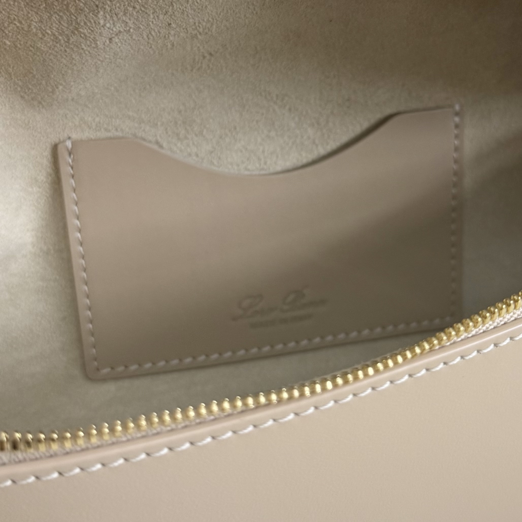 L**o p*ana extra bag l23 23x12x7cm